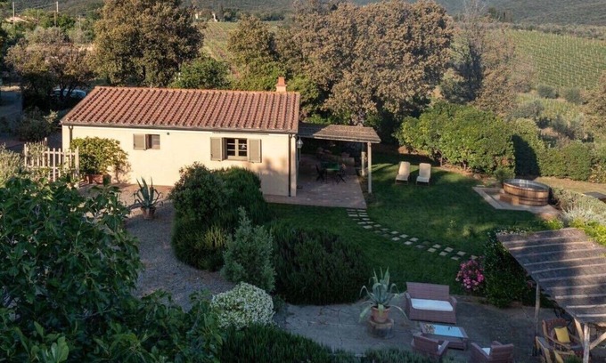 Bolgheri Cabin | COZY COTTAGE IN A DREAM LOCATION WITH POOL HEATED WHIRPOOL