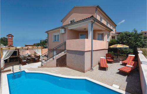 Sikici House | Cozy Home In Pula With Kitchen