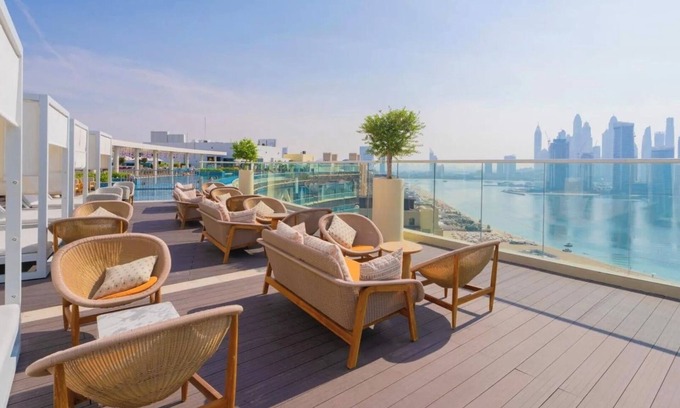 Palm Jumeirah Hotel | Cozy hotel room in palm jumeirah with beach, WiFi in superb Dubai