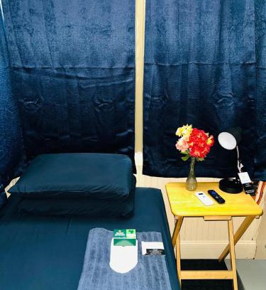 Hartford House | Cozy tiny private room in Hartford