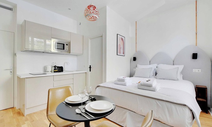 Quartier de la Goutte-d'Or Apartment | Cute Studio in Eclectic 18th District - 1