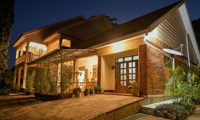 Entebbe House | Cycad Entebbe Guest House