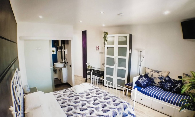 Old Town Bed & Breakfast | Dante's