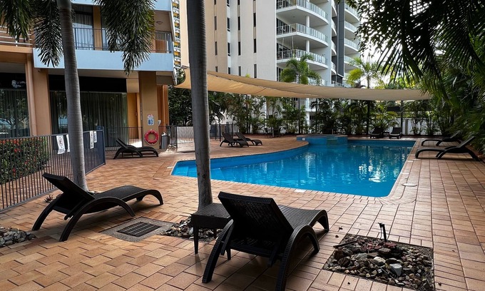 Darwin City Centre Apartment | Darwin Esplanade Central