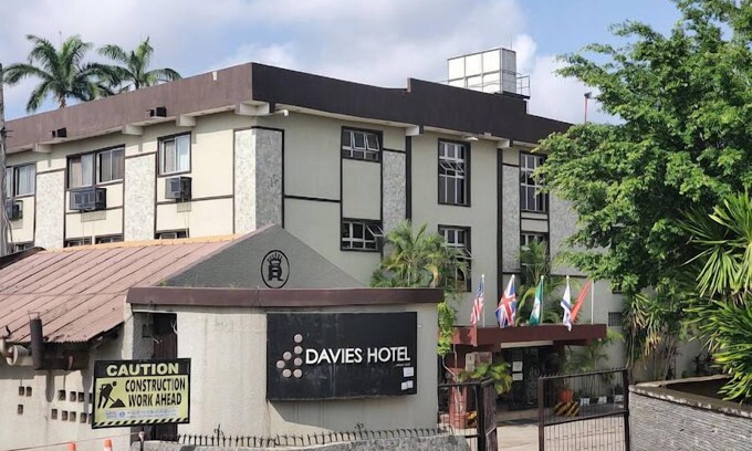 Ibadan Hotel | Davies Hotels