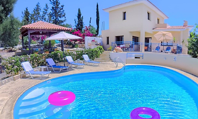 Pegeia Villa | Delightful Coral Bay Villa,Large Pool, Billiard,Wonderful Area,Villas for Groups