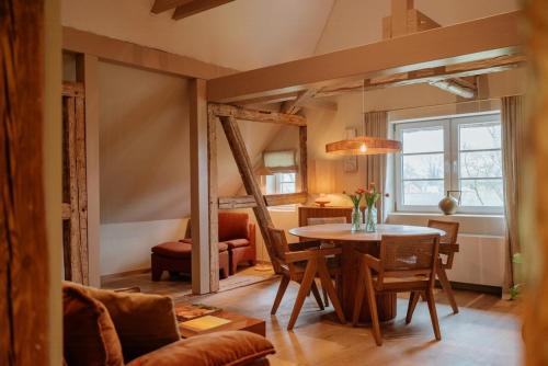 Schmilau Apartment | Design Hideaway On The Lauenburg Lake District