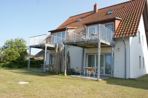 Lohme Apartment | Dock2Apartment Rügen Whg 1 große Terrasse, ruhige Lage