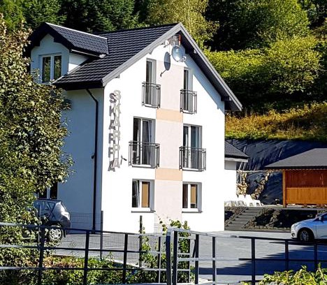 Krynica-Zdroj House | Dom Goscinny Skarpa