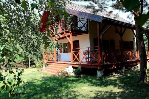 gmina Stary Dzierzgon House | Domek Wypoczynkowy całoroczny U Agi z balią z jacuzzi i sauną