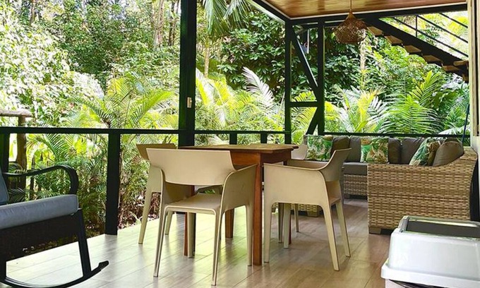 Cahuita Hotel | Dragonfly Beachfront Villas