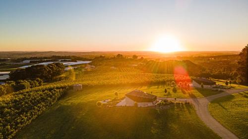 Canobolas Villa | Drifter Studio at Basalt Luxury Accommodation