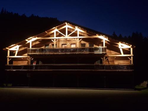 La Bresse Apartment | Duplex dans chalet, vue de rêve, 6 pers, 2 nuits minimum