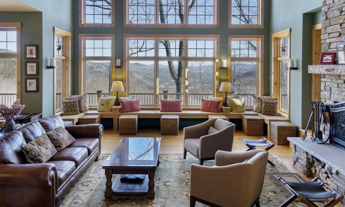 Sunday River Area Ski Chalet | Elegant chalet with mountain views & private hot tub