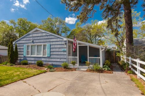Northeast Virginia Beach House | Endless Summer - Resort Area - Vibe District VB