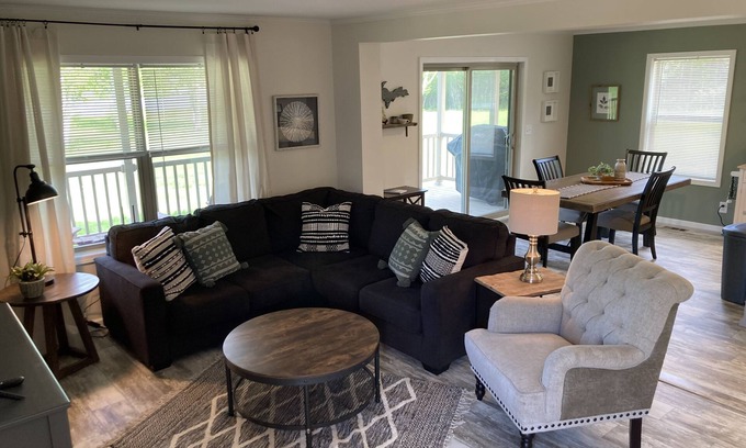 Gladstone House | Escanaba River Escape-The Birch Tree Home Modern 3BR Riverfront Retreat