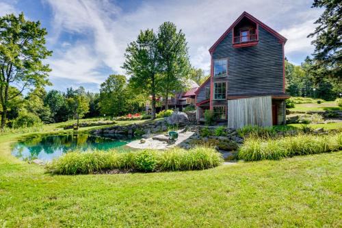 Wilmington House | Expansive Grand Estate 10 Mi to Mt Snow!