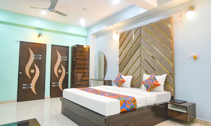 Danapur Hotel | Fabexpress Mu Club
