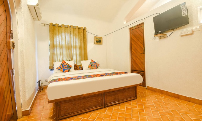 Baga Hotel | Fabexpress Royal Baga Residency