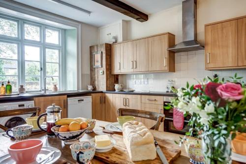 Bladon House | Farmhouse style cottage near Cotswolds and Oxford