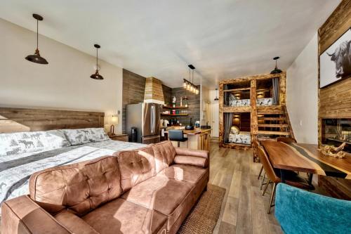 Zephyr Cove Apartment | First level studio Unit #7 close to everything bike, ski, swim Zephyr Cove!