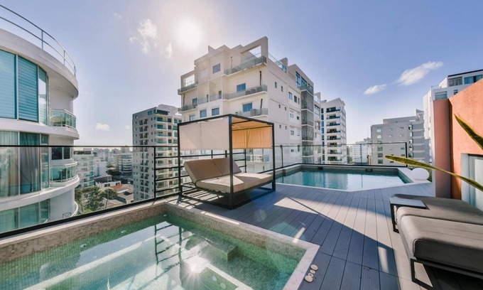 Downtown Santo Domingo Apartment | Flat in Regatta II With Breakfast Included 304