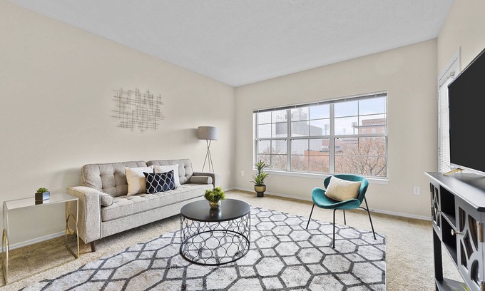North Shore Apartment | FRONTDESK Bracken House Apts North Shore Pittsburgh