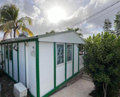 Vieux-Habitants House | Gîte créole, apéro offert, plage à 5min