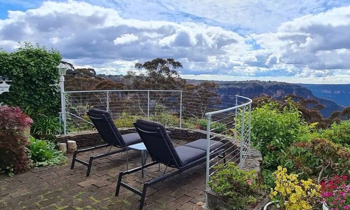 Katoomba House | Garden of the Stars Studio Breathtaking Views Echo Point