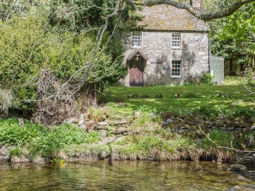 Balnaboth House | Gardener's Bothy