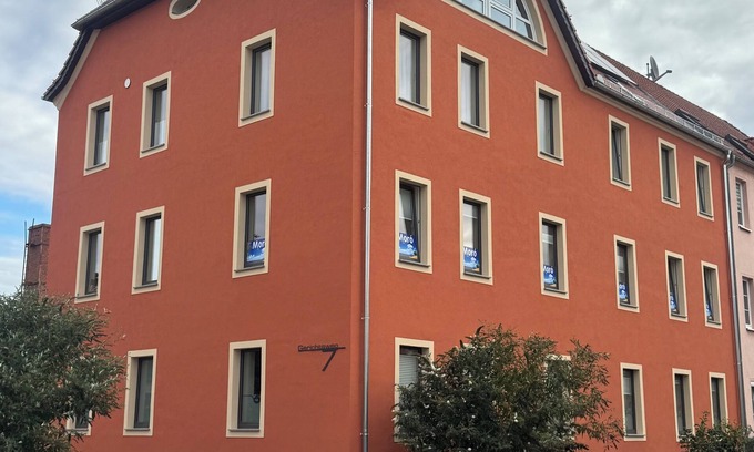 Meissen Apartment | Gemütliche Ferienwohnung Familienfreundlich! Mit 2 Hochstühle + 2 Kinderbetten