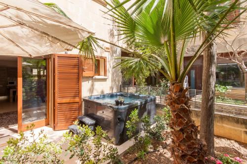 Ghajnsielem House | Getaway Npetto Gozitan Villa - Happy Rentals