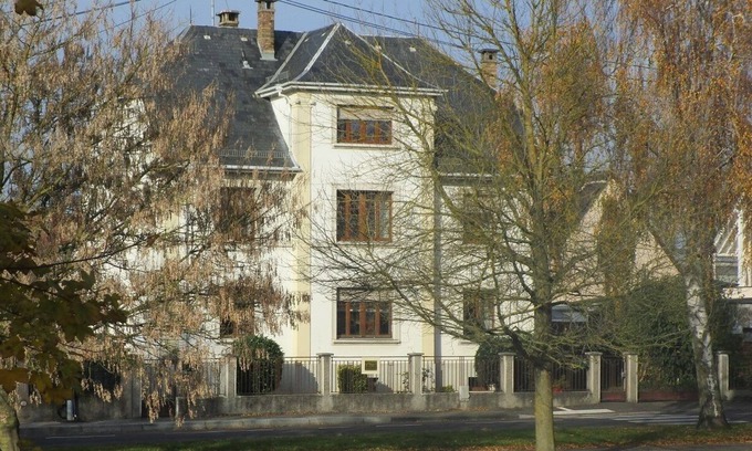 Haguenau Apartment | Gite 2 Pièces Avec Grande Terrasse et Jardin -premier Étage