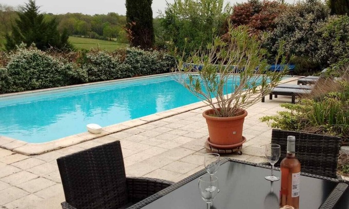 Monbahus House | Gite Roudier and Private Pool