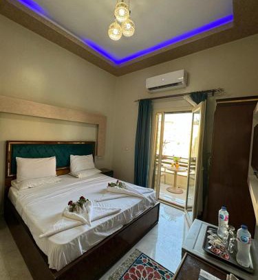 Downtown Cairo Hotel | Golden Palace Suites