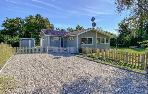 Hvalpsund House | Gorgeous Home In Farsø With Wifi
