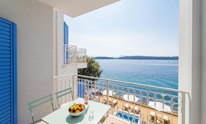 Perigiali Apartment | Greek Beach House Complex A5
