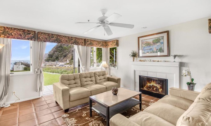 Avalon House | H1063 - Hamilton Cove Villa 10-63 by Catalina Island Vacation Rentals