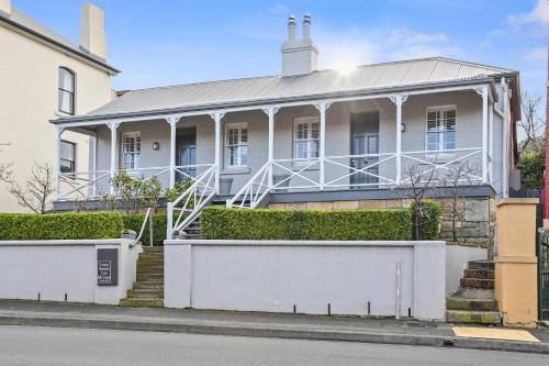 Battery Point House | Hampden Cottage Luxury Georgian Apartment