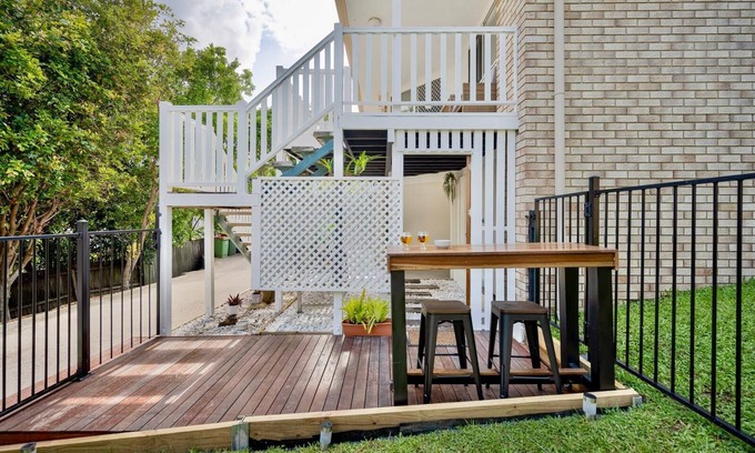 Caloundra West Apartment | Hamptons Style Studio in Sunshine Coast