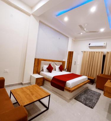 Vrindavan Hotel | Hare Krishna Ambiance vbn
