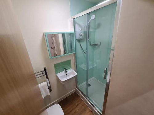 Bristol Floating Harbour Apartment | Harford House studios 22 - Hopewell