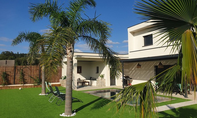Clarensac Villa | Haven of peace New villa 170 m2 Bali swimming pool
