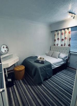 Manchester Apartment | Heaton Park Flat