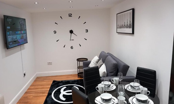 Erith Apartment | Heronsgate GH013