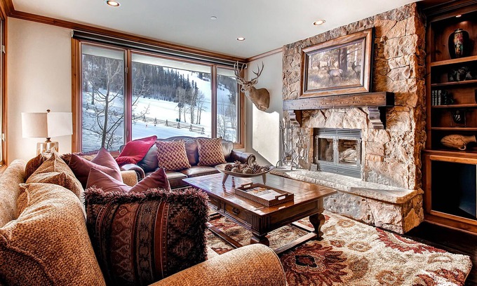 Highlands Townhomes Villa | Highlands Slopeside 219 - Chic Three Bedroom