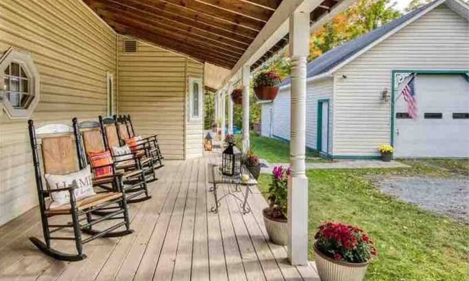 Jay Ski Chalet | Hiking and Summer Fun in the Adirondack High Peaks!