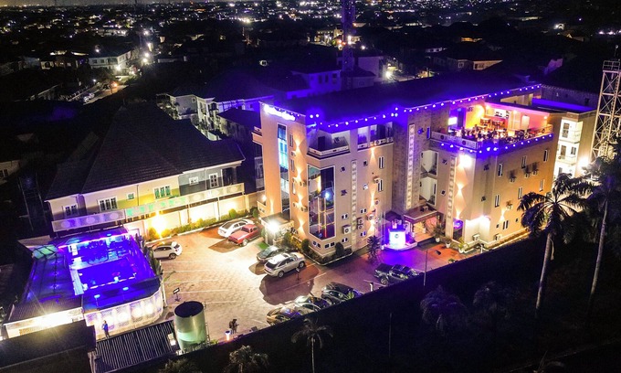 Alimosho Hotel | Hilton Euphoria Hotel