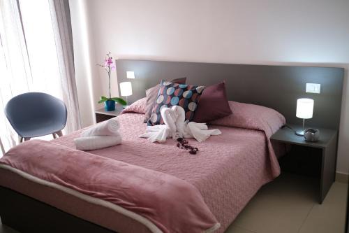 Aversa House | Hoa Suites