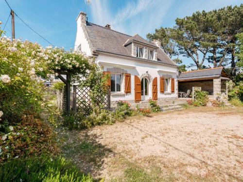 Saint-Pierre-Quiberon House | Holiday Home Maison Praner by Interhome